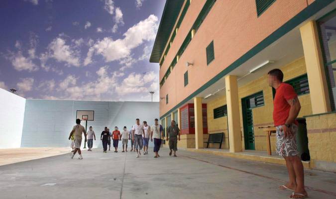 Investigan el fallecimiento hasta octubre de diez internos en cárceles sevillanas