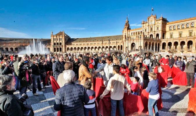 Los aficionados ya llenaron la plaza de España en 2016 en una actividad promocional organizada por Pagés. / Toromedia