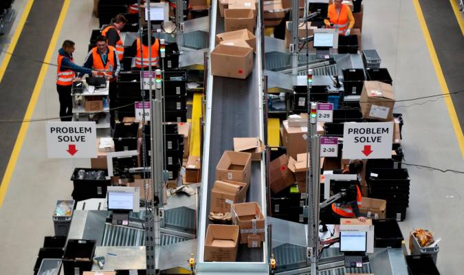 Estafa casi 100.000 euros a Amazon con etiquetas falsas