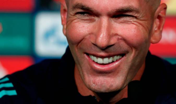 Alboroto en Francia por la posible llegada de Zidane al PSG