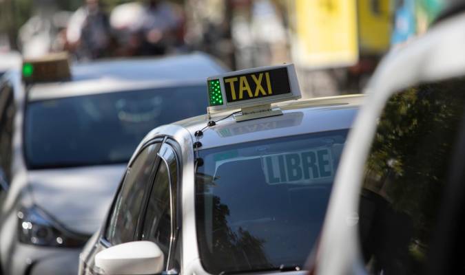 Sevilla pierde 330 licencias de taxi durante 2022