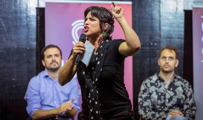 Teresa Rodríguez a Vox: «Saquen sus manos de nuestros niños»