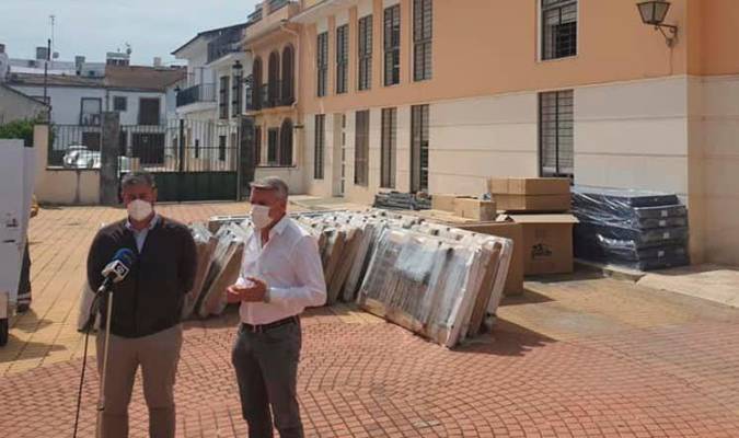 El Ayuntamiento de Herrera dota de 60 nuevas camas a la residencia de ancianos