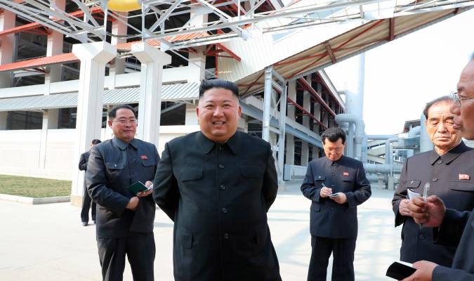 Kim Jong-un reaparece y zanja rumores sobre su estado