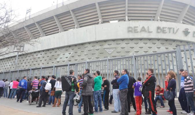 Proponen 5 años de prohibición a los estadios por una pelea tras el Betis-Real Madrid