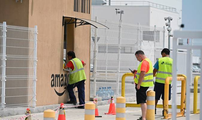 Amazon selecciona mozos de almacén para su centro de Sevilla