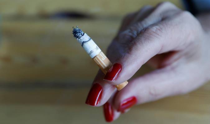 El cáncer de pulmón se extiende entre los no fumadores