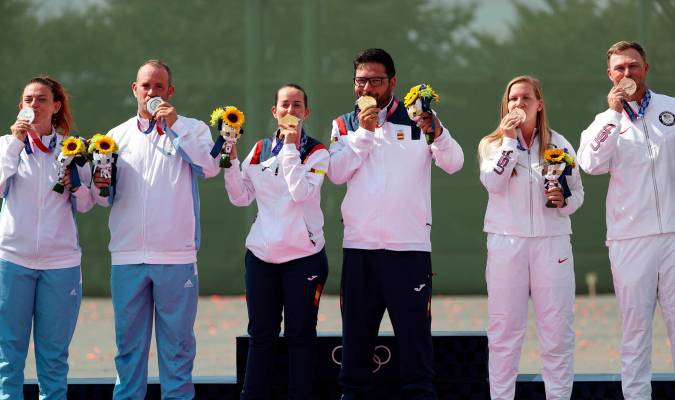Alberto Fernández y Fátima Gálvez dan a España el primero oro