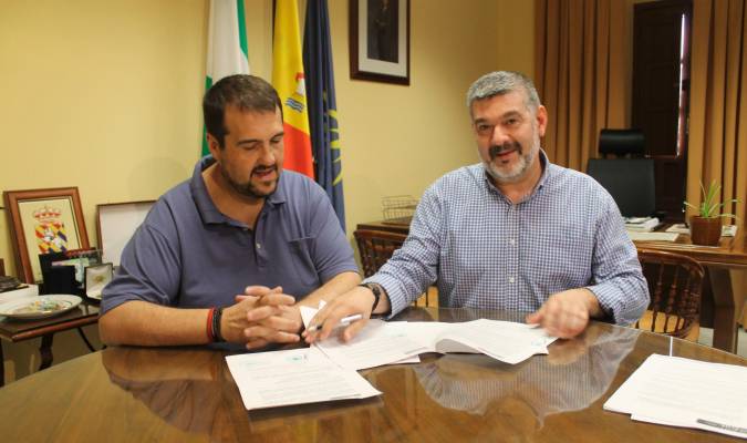 El portavoz municipal del PSOE de Écija renuncia a su acta de concejal