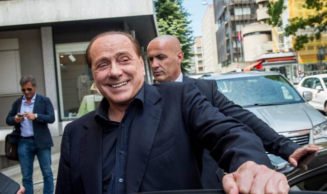 Ingresado de nuevo Silvio Berlusconi en el hospital de Milán