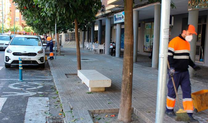 Lipasam ejecuta un nuevo plan de lavado intensivo a las calles de Sevilla