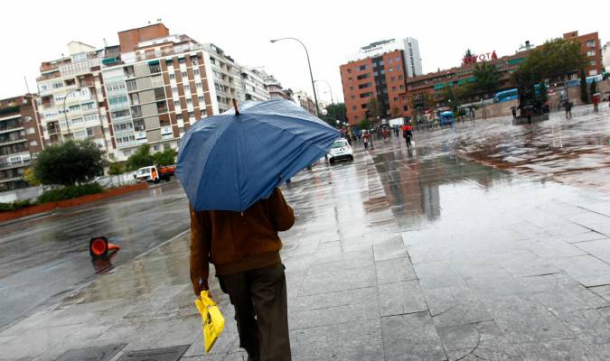 Aviso naranja: una borrasca dejará lluvia y frío en Andalucía