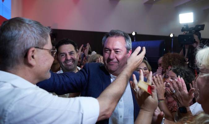 El PSOE sólo mantiene dos de los once distritos sevillanos