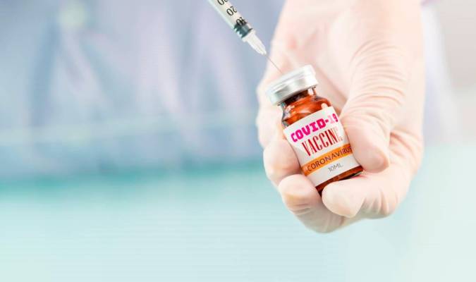 Sanidad espera contar con una vacuna «eficaz y segura» antes de 2 años