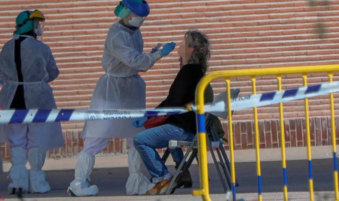 La OMS dice que España sigue en la primera oleada de contagios