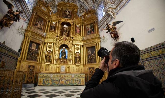 Monseñor José Ángel Saiz inaugura la restauración de Santa Clara
