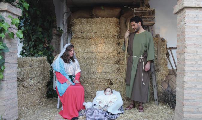 Nacimiento del Niño Jesús en el Belén pastoreño. Fotos: Hdad. Divina Pastora de Cantillana