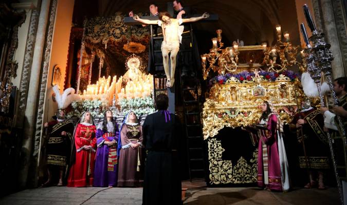 El Señor desciende de la Cruz en la Soledad de Alcalá del Río