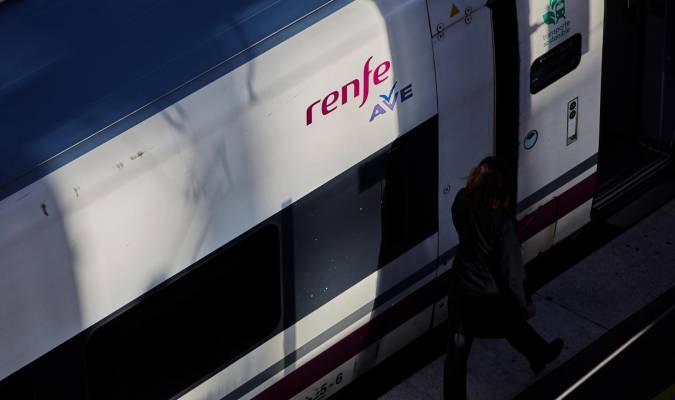 Una tormenta retrasa los trenes entre Andalucía y Madrid
