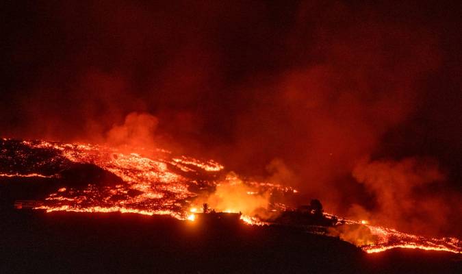 La lava cubre ya 212 hectáreas en La Palma, destruye 461 edificaciones y 17 km de carretera