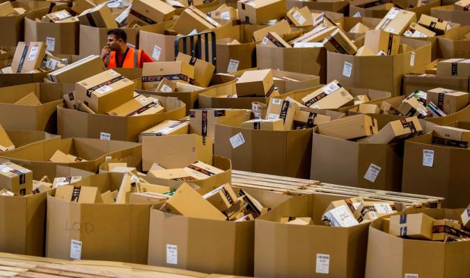 Amazon abrirá estaciones logísticas en Sevilla, Barcelona y Madrid