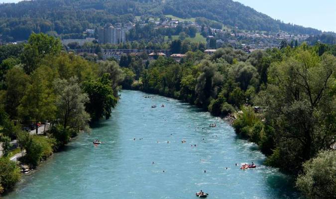 Imagen del río del río Aare, en Berna, Suiza.