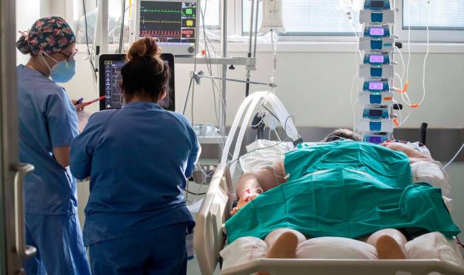 Enfermería alarmada por la falta de profesionales: más de 95.000 en España