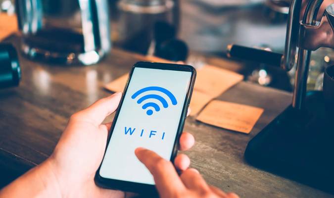 La innovación en tecnología WiFi es la gran fortaleza de la empresa sevillana Galgus, que para ampliar su plantilla tiene abiertas 14 ofertas de empleo, unas para el área comercial y otras para la técnica.