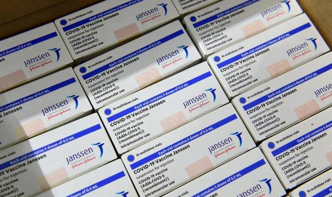 Janssen retrasa la distribución de su vacuna en Europa