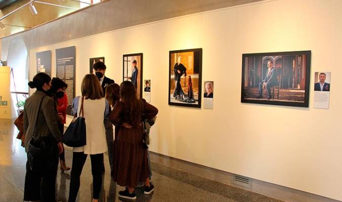 Inaugurada la exposición ‘Yo Soy Flamenco’ en el Centro Cultural La Almona de Dos Hermanas