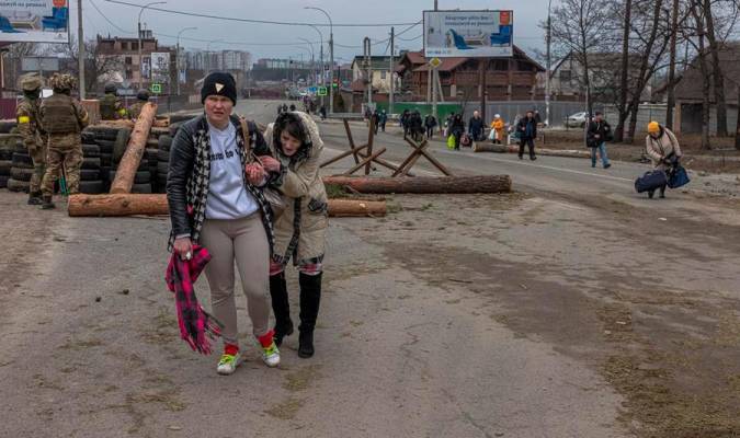 Los refugiados son ya dos millones y crece la ofensiva rusa sobre Mariupol