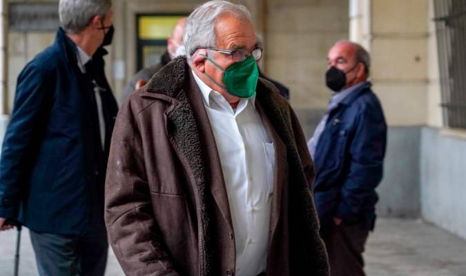 Un año y medio de cárcel a Ángel Rodríguez de la Borbolla por las ayudas de los ERE