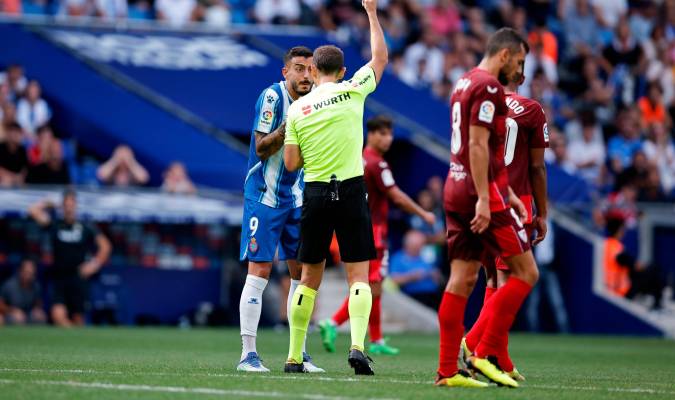 El Sevilla sufre hasta el final para derrotar al Espanyol (2-3)