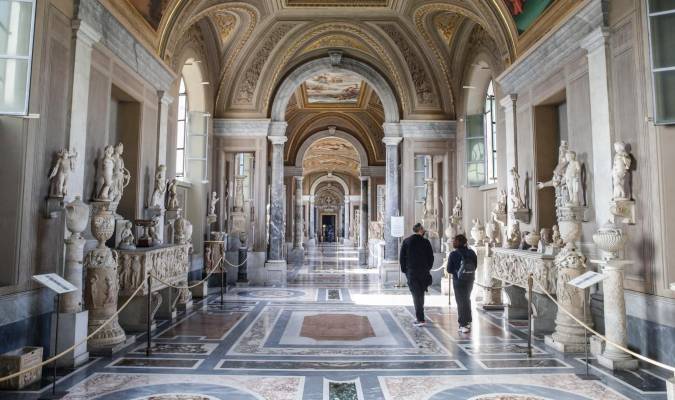 Detenido por derribar dos bustos antiguos en los Museos Vaticanos