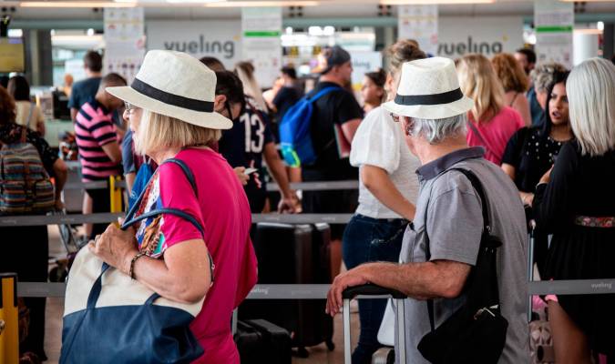 Vueling ofrecerá este verano 17 rutas desde Sevilla