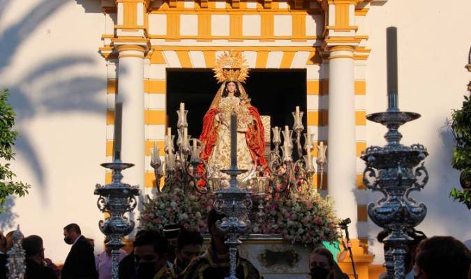 María Santísima del Rosario procesionó por el día de su festividad.