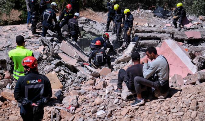 España envía de forma urgente cinco nuevos equipos de ayuda a Marruecos