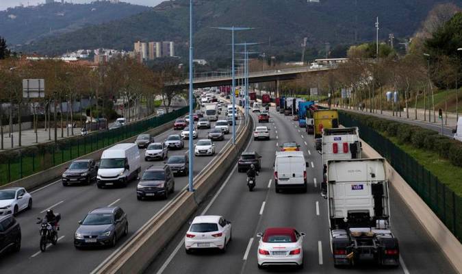 El paro de transporte sigue manteniendo en vilo a España en su novena jornada