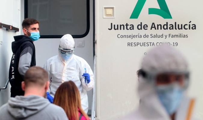 Se disparan los contagios por covid en Andalucía