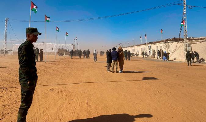 Vista general del XVI Congreso del Frente Polisario celebrado en el campamento de refugiados de Dajla (Argelia). EFE/Mahfud Mohamed Lamin Bechri