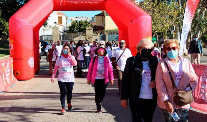 Dos Hermanas celebró su tradicional marcha contra el cáncer.