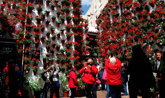 Córdoba recupera sus Cruces de Mayo después de dos años
