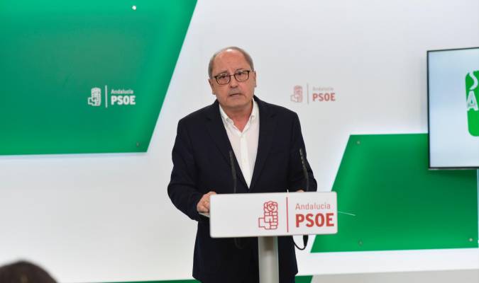 El PSOE andaluz se reafirma en la «honorabilidad» de Chaves y Griñán