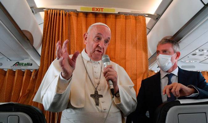 El Papa defiende las leyes civiles para las parejas homosexuales
