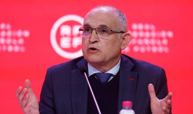 La RFEF prescinde de su secretario general, Andreu Camps, como demandaban las jugadoras
