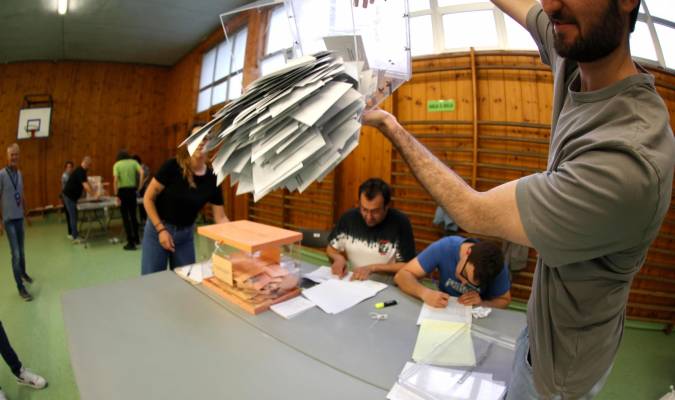 Los españoles votarán en plena canícula