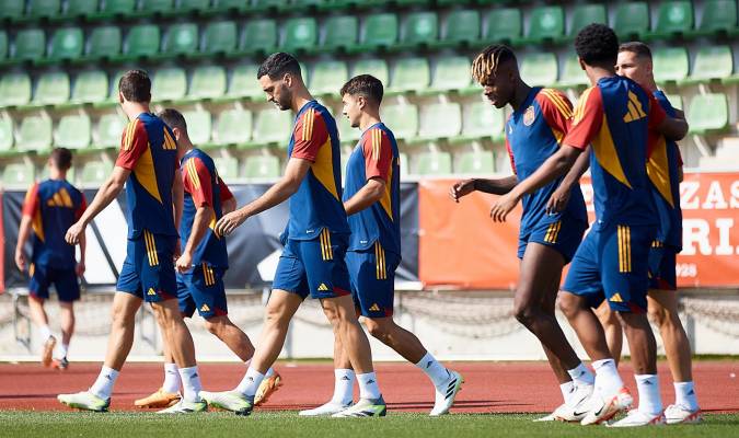 España prepara su partido del próximo martes frente a Chipre en Granada. EFE/RFEF/David Aliaga 