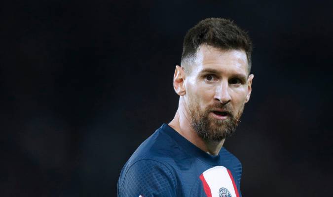Messi renace en París