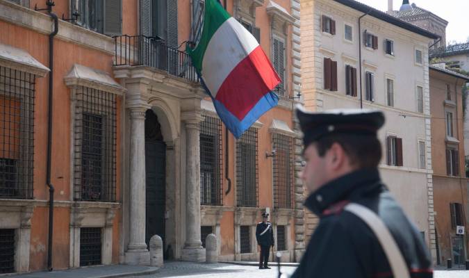 Italia cambia las medidas de aislamiento de los padres con niños