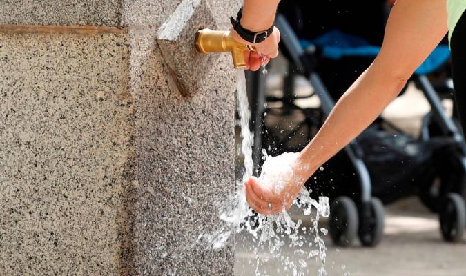 Detectan microplásticos en el agua potable de varias ciudades españolas
